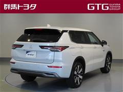 アウトランダーPHEV Pエグゼク