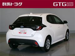 ヤリス ハイブリッド X