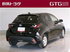 ヤリス ハイブリッド X