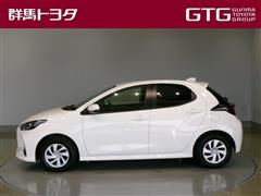 ヤリス ハイブリッド X