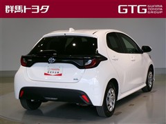 ヤリス ハイブリッド X