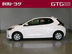ヤリス ハイブリッド X
