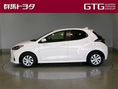 ヤリス ハイブリッド X