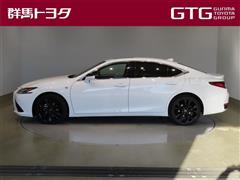 ES300h Fスポーツ