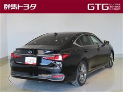 ES300h Fスポーツ