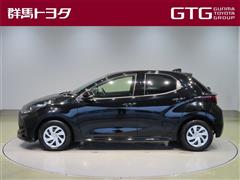 ヤリス ハイブリッド X