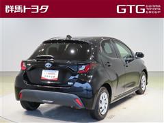 ヤリス ハイブリッド X