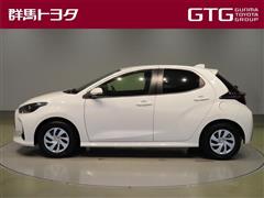 ヤリス ハイブリッド X