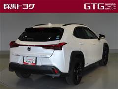 UX250h アーバンエレガンス