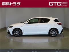 CT200h Fスポーツ