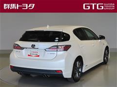 CT200h Fスポーツ