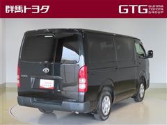ハイエースバン DX
