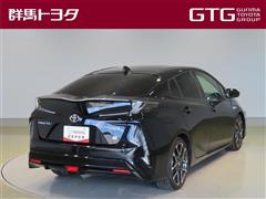 プリウスPHV S GRスポーツ