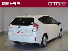 プリウスアルファ S