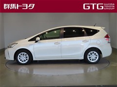 プリウスアルファ S