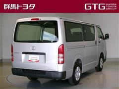 ハイエースバン DX