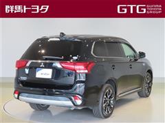 アウトランダーPHEV Gリミエディ