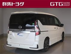 セレナ ハイウェイスター V