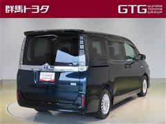 ヴォクシー ハイブリッド V