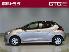 ヤリス ハイブリッド G