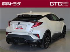 C-HR S GRスポーツ