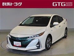 トヨタ　プリウスPHEV S セーフティー+