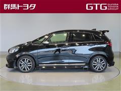 フィット E:HEV リュクス