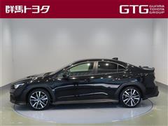 WRX S4 STI スポーツ R