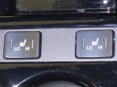 プリウスPHV A ナビPKG