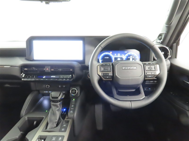 ランドクルーザー250 ZX（034012861303）の中古車 | トヨタ認定中古車