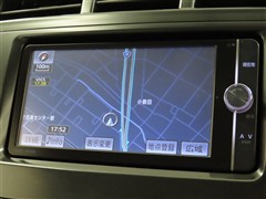 プリウスアルファ S