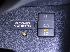 プリウスPHV S GRスポーツ