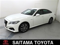 トヨタ　クラウン HV S Cパッケージ