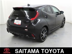 アクア GRスポーツ