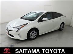 トヨタ プリウス A