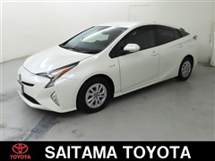 トヨタ プリウス S