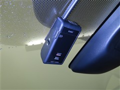 プリウスアルファ S