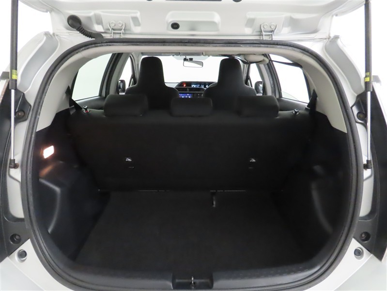アクア L（034012907494）の中古車 | トヨタ認定中古車 | トヨタ自動車