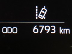 アクア GRスポーツ