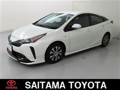 トヨタ プリウス A