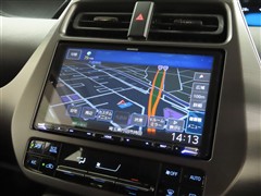 プリウスPHV S GRスポーツ