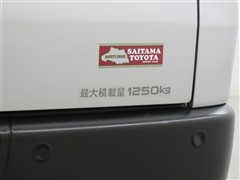 ハイエースV DX