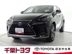 レクサス NX300h スパイス&シック