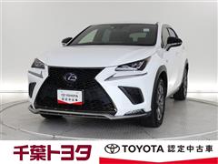 レクサス　NX300h Fスポーツ