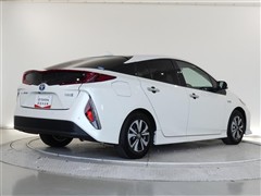 プリウスPHV SナビPKセーフティ