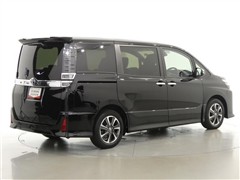 ヴォクシー ZS キラメキ3