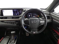 ES300h Fスポーツ