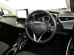 カローラツーリング HEV S