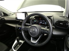 ヤリスクロス HEV G