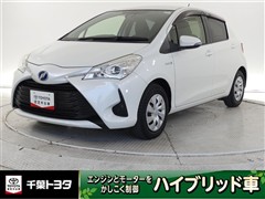 ヴィッツ HEV F